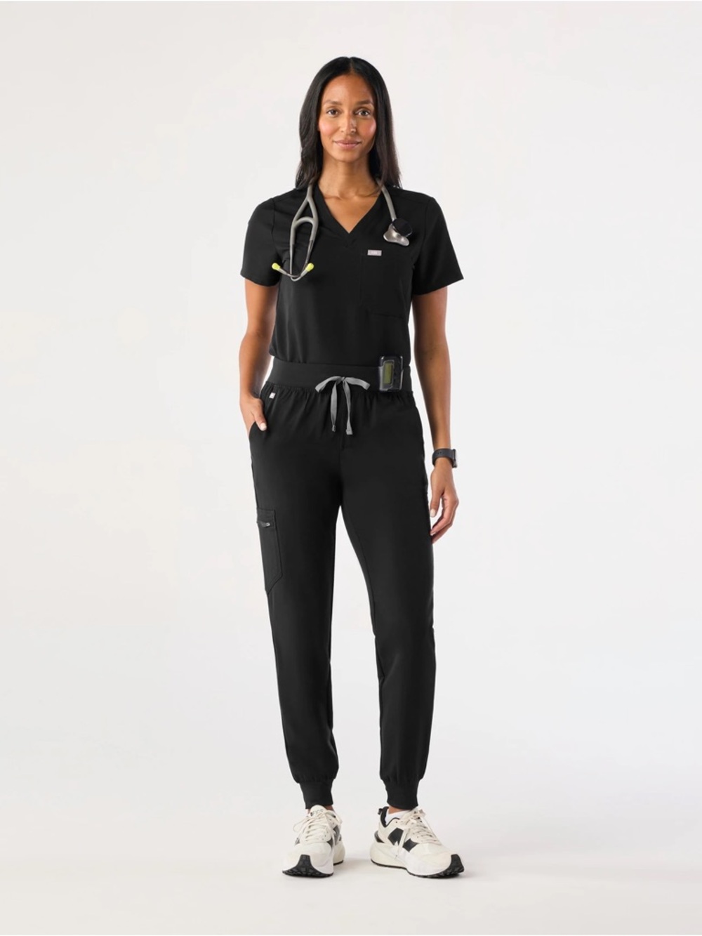 NWT FIGS 5 pc Black Scrub set. Sydney Jacket Casma Shirts Zamora Pants XS Petite